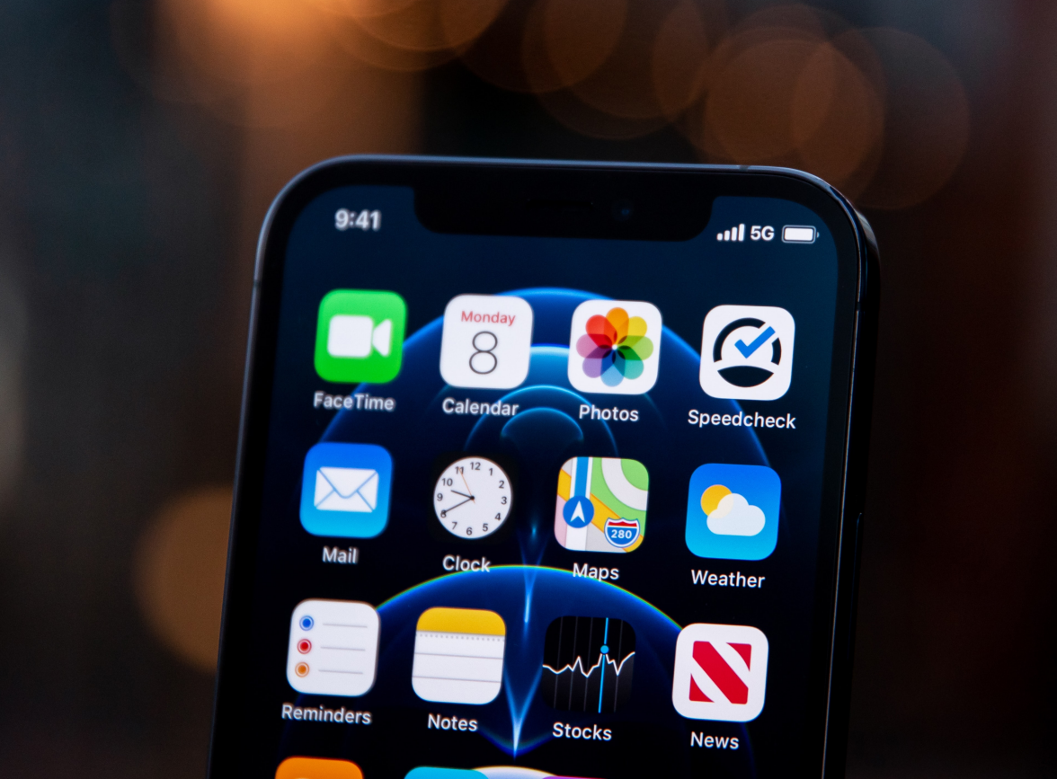 丰县苹果手机维修分享为什么 iPhone 12 在冬季会自动关机 